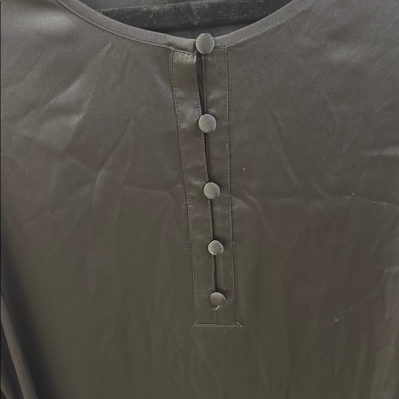 JM Collection Black Silky Blouse - Picture 3 of 7